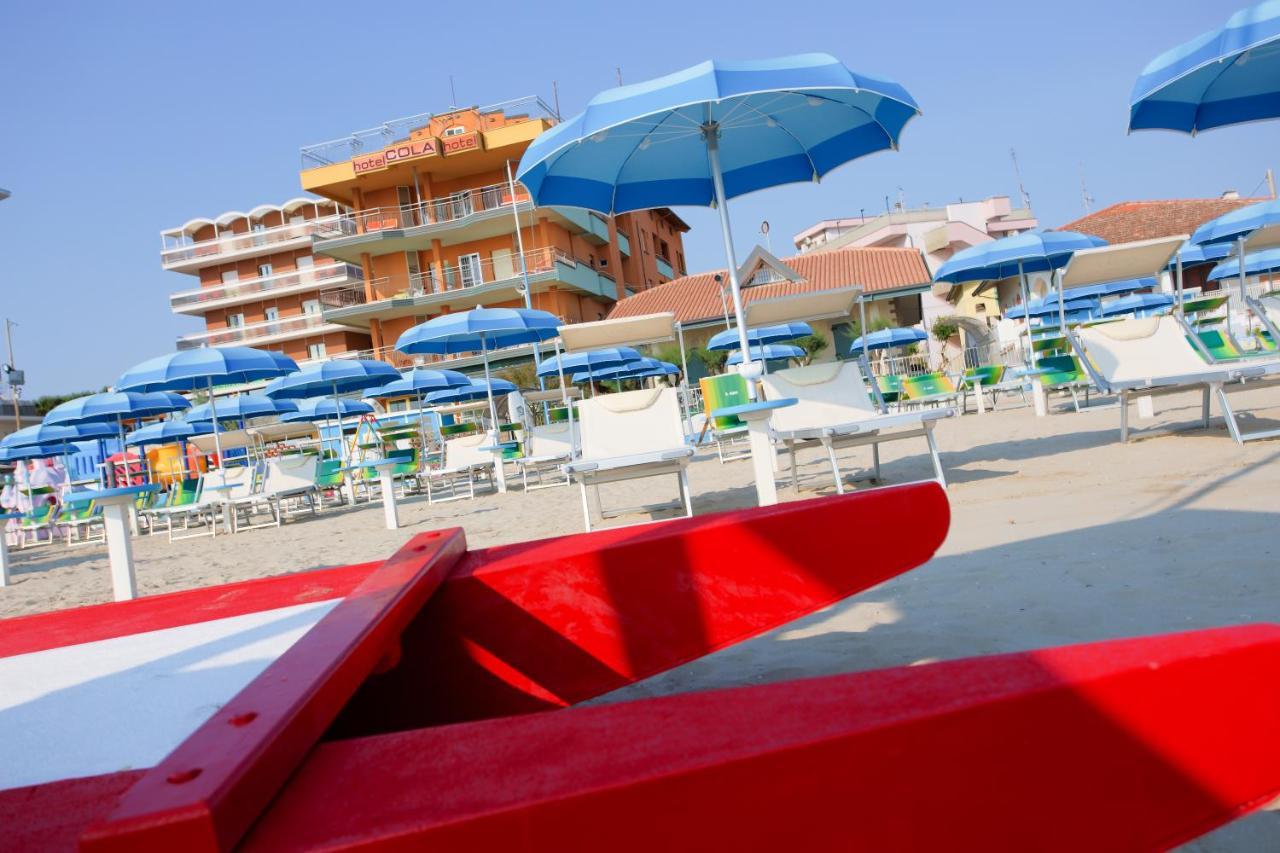 Hotel Cola Frontemare Белариа-Игеа Марина Екстериор снимка