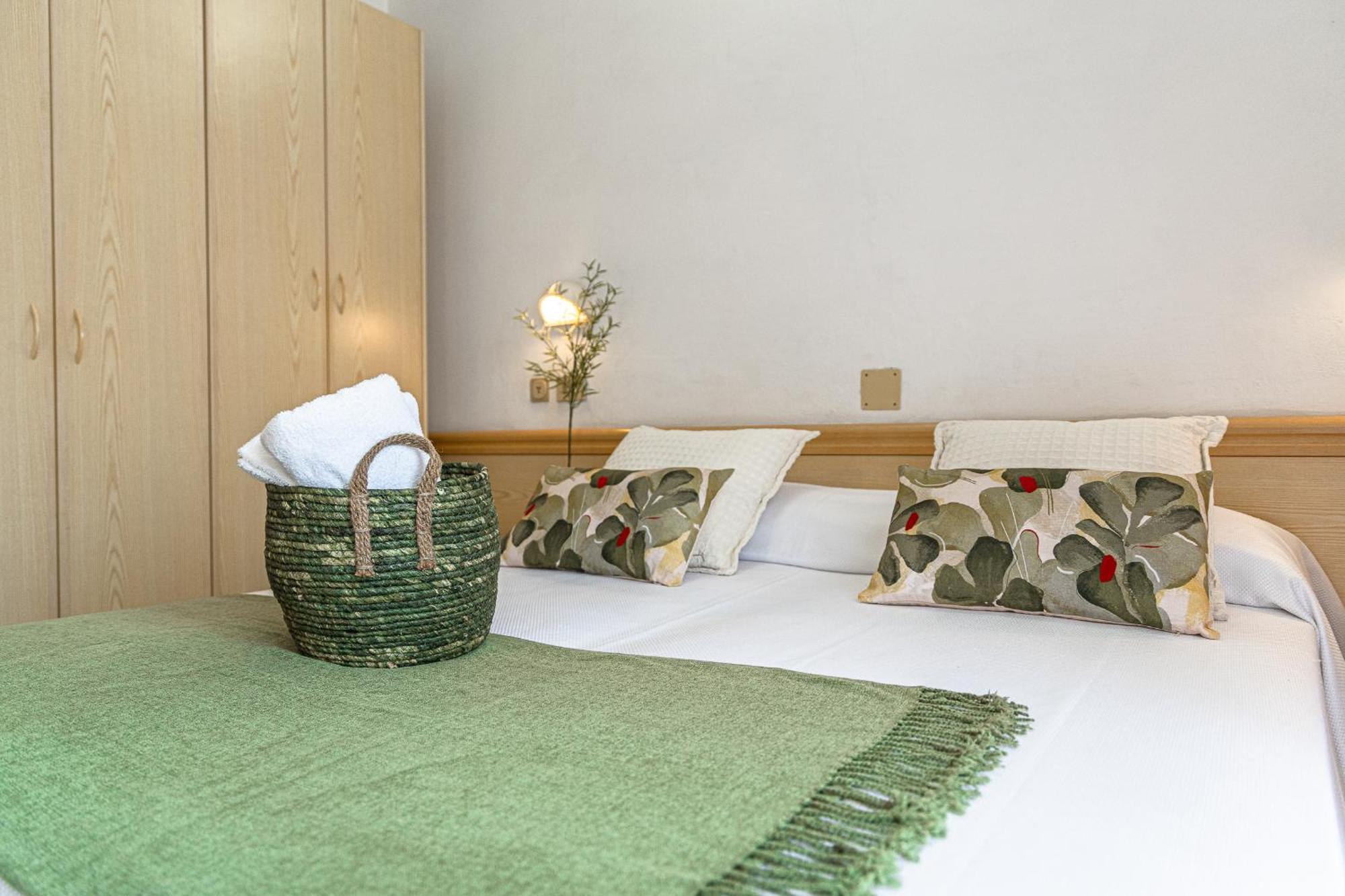 Hotel Cola Frontemare Белариа-Игеа Марина Екстериор снимка